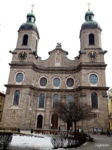 The Colorful Town of Innsbruck, Austria - California Globetrotter (18)
