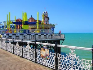 Brighton: The British Seaside | Easy Day Trips from London | London Alternatives | Brighton Sightseeing | Brighton Pier | The Royal Pavilion |UK Travel | Best Cities in the UK | Best Cities in England | The British Coastline | British Palaces & Castles | #Brighton #England - California Globetrotter