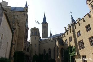 Burg Hohenzollern | Castles in Germany | German Castles | Castles in Baden-Württemberg | Castles in Southern Germany | Southern Germany Castles | Top Places to Visit in Germany | Cool Castles in Germany | Difference between Burg or Schloss? | Beautiful Castles in Germany | #BurgHohenzollern #BadenWürttemberg #Germany #GermanCastles - California Globetrotter
