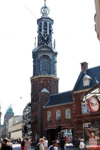 Amsterdam: Strolling the Canals | Canal Cities in Europe | What to do in Amsterdam | 1 day in Amsterdam | Quick Things to do in Amsterdam | Where to Eat in Amsterdam | Sightseeing in Amsterdam | Best Cities to Visit in Europe | Canals of Amsterdam | #Amsterdam #Netherlands #Holland - California Globetrotter