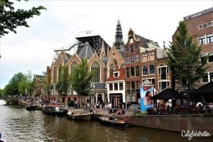 Amsterdam: Strolling the Canals | Canal Cities in Europe | What to do in Amsterdam | 1 day in Amsterdam | Quick Things to do in Amsterdam | Where to Eat in Amsterdam | Sightseeing in Amsterdam | Best Cities to Visit in Europe | Canals of Amsterdam | #Amsterdam #Netherlands #Holland - California Globetrotter