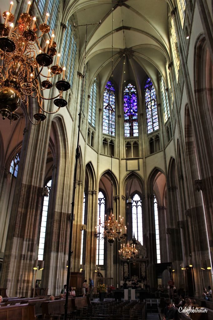 Utrecht: The Less Touristy Version of Amsterdam | Easy Day Trips from Amsterdam | Amsterdam Alternatives | The Best Dutch Cities to Visit | Where to go in the Netherlands | Canal Cities in Europe | Beautiful European Cities | #Utrecht #Netherlands #Holland - California Globetrotter
