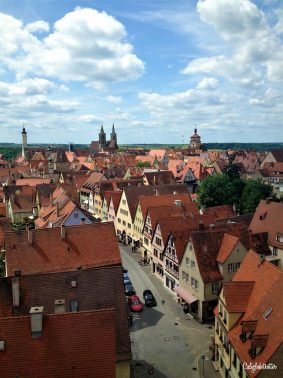 Rothenburg ob der Tauber - A Fairy Tale Town | Beautiful Half-timbered Towns in Germany | Beautiful Small Towns in Germany | Top Places to Visit in Germany | Best Cities to Visit in Bavaria | Bavarian Towns | Fairy Tale Towns in Germany | Where to go in Bavaria | #Rothenburg #RothenburgobderTauber | Bavaria #Germany - California Globetrotter