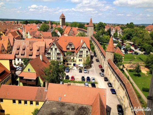 Rothenburg ob der Tauber - A Fairy Tale Town | Beautiful Half-timbered Towns in Germany | Beautiful Small Towns in Germany | Top Places to Visit in Germany | Best Cities to Visit in Bavaria | Bavarian Towns | Fairy Tale Towns in Germany | Where to go in Bavaria | #Rothenburg #RothenburgobderTauber | Bavaria #Germany - California Globetrotter