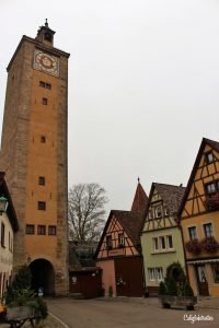 Rothenburg ob der Tauber - A Fairy Tale Town | Beautiful Half-timbered Towns in Germany | Beautiful Small Towns in Germany | Top Places to Visit in Germany | Best Cities to Visit in Bavaria | Bavarian Towns | Fairy Tale Towns in Germany | Where to go in Bavaria | #Rothenburg #RothenburgobderTauber | Bavaria #Germany - California Globetrotter