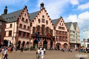 5 QUICK Things to do in Frankfurt | Layover in Frankfurt | How to get to Frankfurt from Frankfurt Airport | Frankfurt Layover | Sights to see in Frankfurt | Main Attractions in Frankfurt | Frankfurt City Center | #Frankfurt #Hesse #Germany #Layover - California Globetrotter