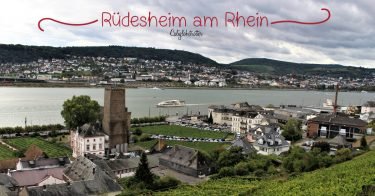 Rüdesheim am Rhein | Towns to Visit along the Rhein River | Half-timbered Towns in Germany | Small Towns to Visit in Germany | Exploring the Rhein River | Rhein River Boat Cruise | Top Places to Visit in Germany | Day Trips from Frankfurt | Day Trips from Stuttgart | Rhein Valley Germany | Rhein Wines | #Rüdesheim #RüdesheimamRhein #Germany #halftimbered - California Globetrotter
