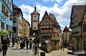 Rothenburg ob der Tauber, Bavaria | | The Most Picturesque Half-timbered Towns in Germany | Fairytale Towns in Germany | Disney-esque Towns in Germany | Small Towns in Germany | Disney Fairytale Towns | Small Towns vs Big Cities in Germany | Top Places to Visit in Germany | Small Towns to Visit in Germany | Fachwerkstäte | Deutsche Fachwerkstraße | #Germany #Halftimbered - California Globetrotter