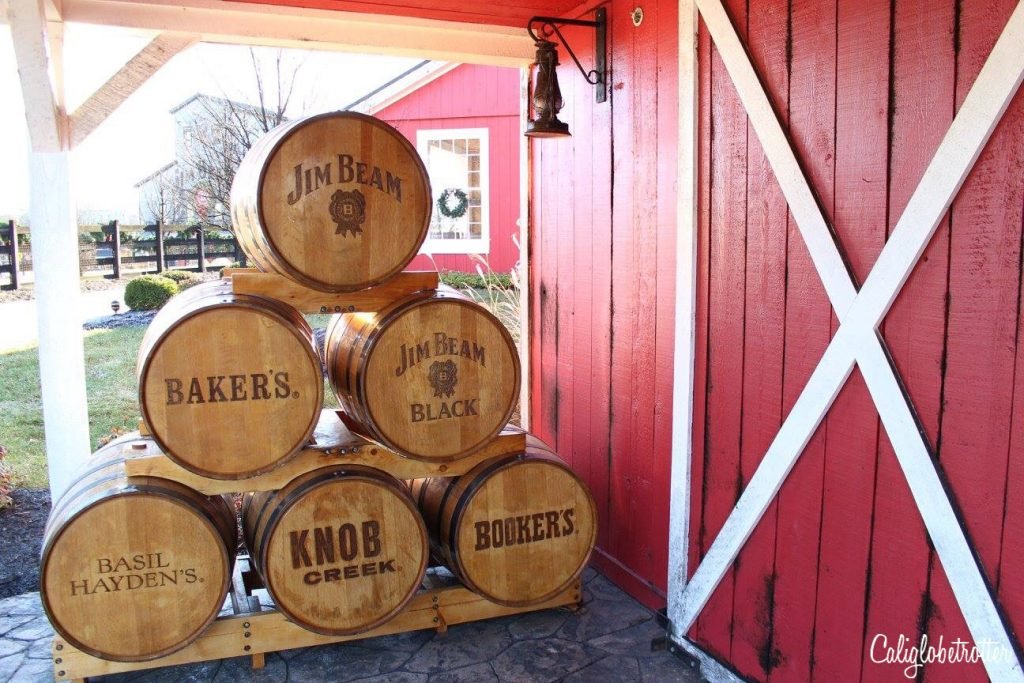 A COMPLETE Guide to the Kentucky Bourbon Trail | KY Bourbon Trail | Top Distilleries to Visit in Kentucky | Distilleries in Kentucky | Distilleries in Louisville | Ultimate Foodie Experience in Kentucky | Kentucky Heritage | Kentucky Bourbons | Bourbon Trail Passport | Kentucky Bourbon Country | Kentucky Road Trip | Distillery tours - California Globetrotter