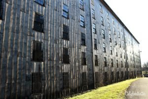 A COMPLETE Guide to the Kentucky Bourbon Trail | KY Bourbon Trail | Top Distilleries to Visit in Kentucky | Distilleries in Kentucky | Distilleries in Louisville | Ultimate Foodie Experience in Kentucky | Kentucky Heritage | Kentucky Bourbons | Bourbon Trail Passport | Kentucky Bourbon Country | Kentucky Road Trip | Distillery tours - California Globetrotter