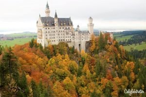 The ULTIMATE List of Day Trips from Munich - Schloss Neuschwanstein - The Disney Castle - Bavaria, Germany - Cities Near Munich to Visit - Weekend Trips from Munich - Best day Trips from Munich - European Cities Near Munich - California Globetrotter