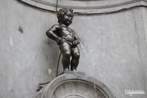 A Self-Guided City Guide to Sightseeing, Eating, & Drinking in Brussels, Belgium | What to do in Brussels | Main Sights to See in Brussels | Where to eat in Brussels | Where to drink in Brussels | What to do at night in Brussels | Foodie's Guide to Sightseeing in Brussels | Eat Your Way Through Brussels | Where to find the Best Waffles | Brussels City Guide | Brussels Foodie Guide | #Brussels #Belgium #Europe #Foodie - California Globetrotter