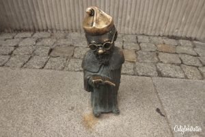 The Dwarfs of Wroclaw - The Gnomes of Wroclaw - Hunting for Dwarfs in Wroclaw - Krasnal - Wroclaw, Poland - Things to do in Wroclaw - Family friendly activities in Wroclaw - Things to do with kids in Wroclaw - California Globetrotter