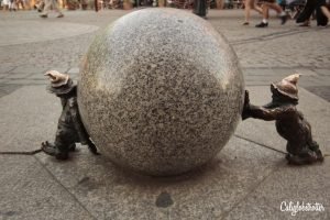 The Dwarfs of Wroclaw - The Gnomes of Wroclaw - Hunting for Dwarfs in Wroclaw - Krasnal - Wroclaw, Poland - Things to do in Wroclaw - Family friendly activities in Wroclaw - Things to do with kids in Wroclaw - California Globetrotter