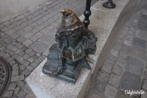 The Dwarfs of Wroclaw - The Gnomes of Wroclaw - Hunting for Dwarfs in Wroclaw - Krasnal - Wroclaw, Poland - Things to do in Wroclaw - Family friendly activities in Wroclaw - Things to do with kids in Wroclaw - California Globetrotter