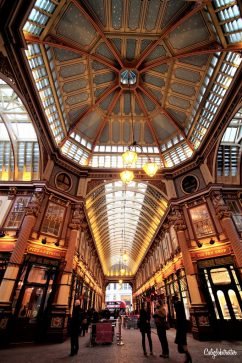 A Traditional London Itinerary with the London Pass | How to Save Money in London | Budget Guide to London | Things to do in London | What to see in London | London Travel Guide | London Budget Guide | What to do in London | Main Attractions in London | Things to do in London | Unique Things to do in London | Afternoon Tea in London - California Globetrotter