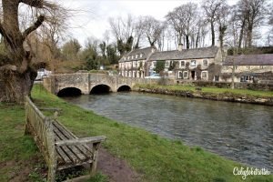 The Cotswolds: An Area of Outstanding Natural Beauty | Day Trip from London | Quintessential English Villages | What to do in the Cotswolds | Where to go in the Cotswolds | Bibury | Bourton-on-the-Water | Stow-on-the-Wold | Cirencester | Castle Combe | Burford | English Countryside #Cotswolds #England – California Globetrotter
