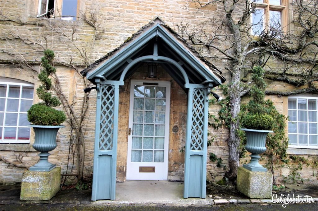 The Cotswolds: An Area of Outstanding Natural Beauty | Day Trip from London | Quintessential English Villages | What to do in the Cotswolds | Where to go in the Cotswolds | Bibury | Bourton-on-the-Water | Stow-on-the-Wold | Cirencester | Castle Combe | Burford | English Countryside #Cotswolds #England – California Globetrotter