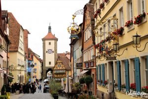The Best Places to Visit in Bavaria | Top Cities to Visit in Bavaria | Top Towns to Visit in Bavaria | Top Destinations in Bavaria to Visit | Where to go in Bavaria | Things to do in Bavaria | Bavaria Top Destinations | Bavaria Travel Inspiration | Bavaria Bucket List Destinations | #RothenburgobderTauber #Bavaria #Bayern #Germany #Deutschland - California Globetrotter