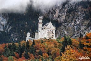 The Best Places to Visit in Bavaria | Top Cities to Visit in Bavaria | Top Towns to Visit in Bavaria | Top Destinations in Bavaria to Visit | Where to go in Bavaria | Things to do in Bavaria | Bavaria Top Destinations | Bavaria Travel Inspiration | Bavaria Bucket List Destinations | #SchlossNeuschwanstein #Bavaria #Bayern #Germany #Deutschland - California Globetrotter