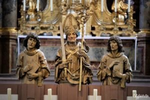 Würzburg Neumünster | Würzburg: The Franconian Wine Capital of Bavaria | Franconian Wine Region | Wines from Fraconia | Wine Festivals in Germany | Wine Festivals in Würzburg | Sights to See in Würzburg | Things to do in Würzburg | Best Cities to Visit in Bavaria | Germany's Romantic Road | Germany's Fairy Tale Wine Country | Bavarian Wine Country | Germany Wine Regions | Day Trip from Frankfurt | Day Trip from Munich | Würzburg Tourism - California Globetrotter