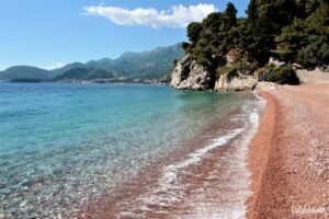 Sveti Stefan, Montenegro | Beach Towns in Montenegro | Best Places to go in Montenegro | Private Beaches | Gorgeous Seaside Towns along the Adriatic Sea | Adriatic Coast Road Trip Itinerary | Best Adriatic Sea Coastal Towns to Visit | Croatian Coast Towns | Montenegro Coastal Towns | Best Beach Towns Adriatic Sea | Adriatic Sea Beach Towns | Best Adriatic Beaches | Adriatic Itinerary | Adriatic Sea Road Trip | Balkan Coastline Road Trip | Balkan Road Trip | European Beaches | European Summer Holiday Beaches - California Globetrotter