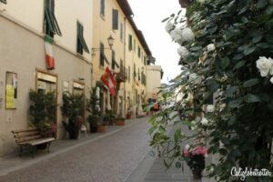 Greve in Chianti | A Chianti Wine Trail Guide | Chianti Wine Road Guide | Chianti Villages to Visit | Chianti Wine | Chianti Classico | Villages in Tuscany to Visit | Day Trip from Florence | Day Trip from Siena | Chiantigiana | Tuscany Countryside | Wine Regions in Italy | Italian Wine Towns | Wine Tasting in Tuscany | Wine Tasting in Chianti | Towns to Visit in Chianti | What to Eat in Chianti | Wine Route Tuscany | Chianti Road Trip | Wineries in Tuscany | Wineries in Chianti - California Globetrotter