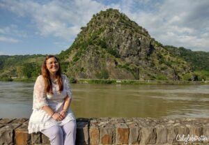 Exploring the Romantic Rhein Route in Germany | Sankt Goarhausen | Loreley Rock | Loreley Statue | Sankt Goar | Rheingau Wineries | Wineries in the Rheingau to Visit | Rhein Wine | Rhein Wineries to Visit | Town to Visit along the Rhein River | Romantic Rhine Valley Travel | Vineyards along the Rhein River | Castles on the Rhein River | Things to do in Germany | Best of Germany to Visit | Things to do on the Rhein River | Wine Tasting on the Rhein - California Globetrotter