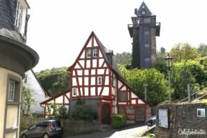 Exploring the Romantic Rhein Route in Germany | Oberwesel | Rhein Wine | Rhein Wineries to Visit | Town to Visit along the Rhein River | Romantic Rhine Valley Travel | Vineyards along the Rhein River | Castles on the Rhein River | Things to do in Germany | Best of Germany to Visit | Things to do on the Rhein River | Wine Tasting on the Rhein - California Globetrotter
