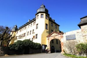 Schloss Johannisberg - The World's First Riesling Winery | Historic Wineries to Visit | Top 5 Wineries to Visit in the World | Best Wineries in Germany to Visit | Best Rheingau Wineries | Wineries to Visit in the Rheingau | Wineries along the Rhein River | Most Beautiful Wineries to Visit | Historic Wine Cellars | German Wineries to Visit | Best Riesling Wineries in Germany | Made in Rheingau | Made in Germany Wine | Hiking in the Rheingau | Rheingau Hikes | Rheingau Wanderungen | Schloss Vollrads - California Globetrotter